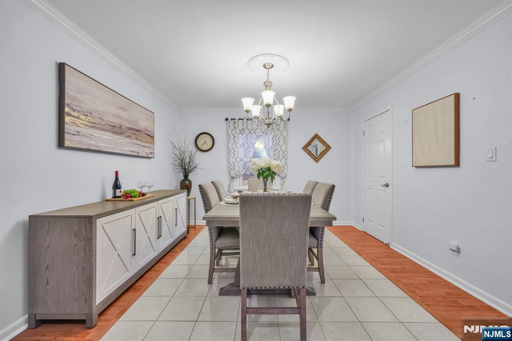 22 Woodlot Road Wayne, NJ 07470 - Photo 8 of 34