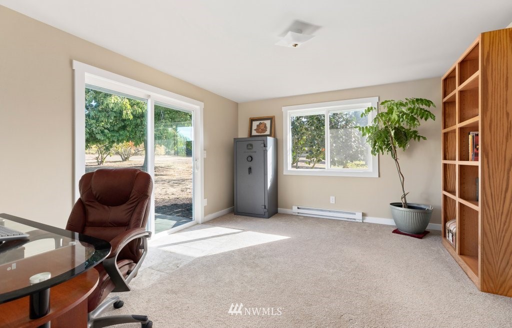 37440 State Rte 20 Oak Harbor, WA 98277 - Photo 21 of 35