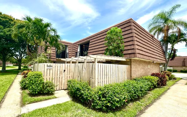 $2,750 | 1201 12th Lane, Palm Beach Gardens, FL 33418