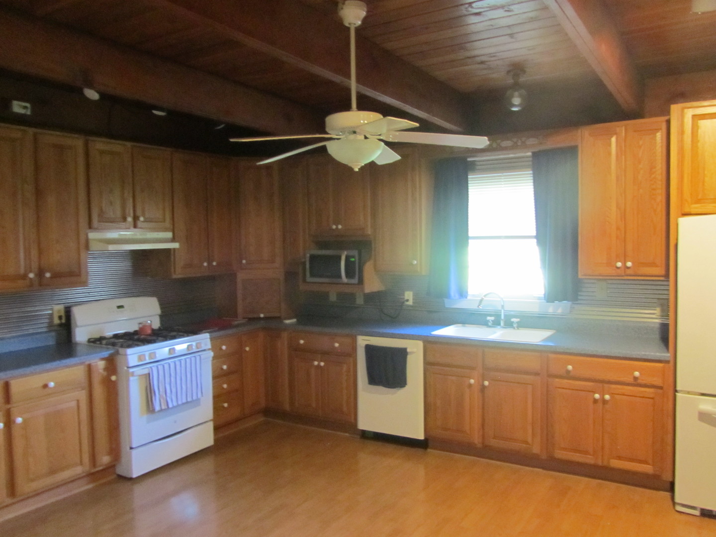 579 North 3973rd Road Mendota, IL 61342 - Photo 11 of 19