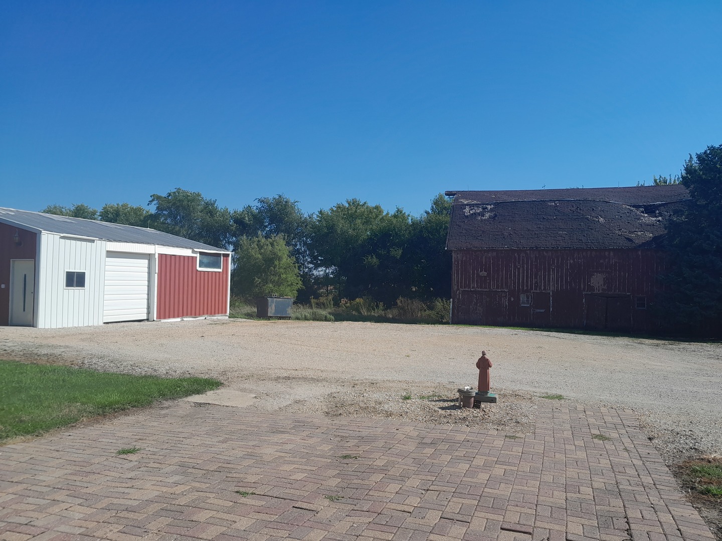 579 North 3973rd Road Mendota, IL 61342 - Photo 2 of 19
