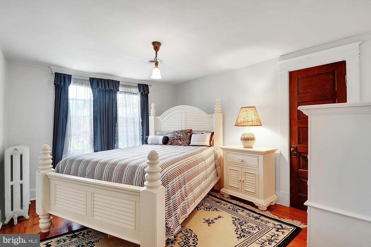 238 Mallow Hill Road Baltimore, MD 21229 - Photo 23 of 30 Bedroom
