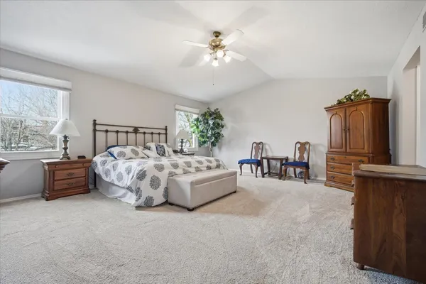 $330,000 | 211 Lake Shore Circle, Bloomington, IL 61704