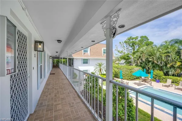 $15,000 | 1222 Gordon Drive, Unit 15, Naples, FL 34102