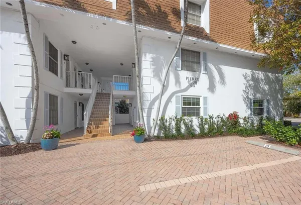 $15,000 | 1222 Gordon Drive, Unit 15, Naples, FL 34102