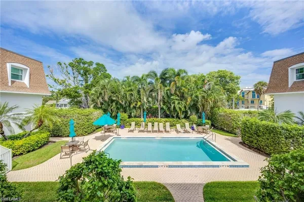 $15,000 | 1222 Gordon Drive, Unit 15, Naples, FL 34102