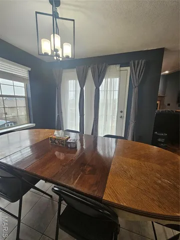 $335,000 | 139 Lyle Curtis Circle, Waynesville, MO 65583