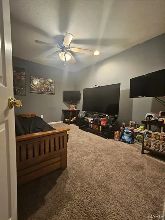 $325,000 | 139 Lyle Curtis Circle, Waynesville, MO 65583