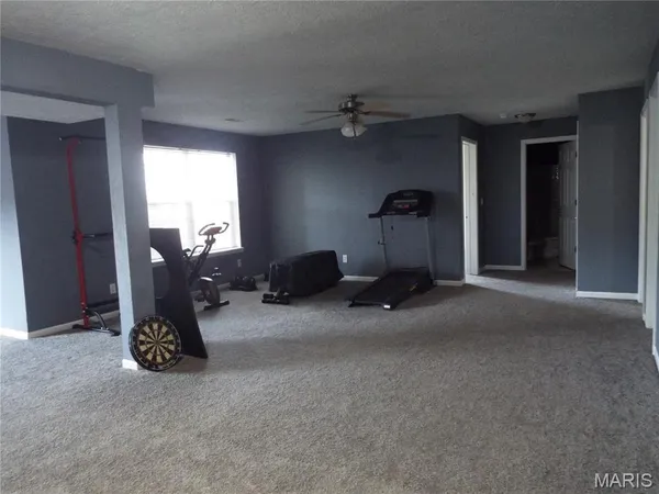 $325,000 | 139 Lyle Curtis Circle, Waynesville, MO 65583