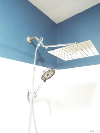 $325,000 | 139 Lyle Curtis Circle, Waynesville, MO 65583