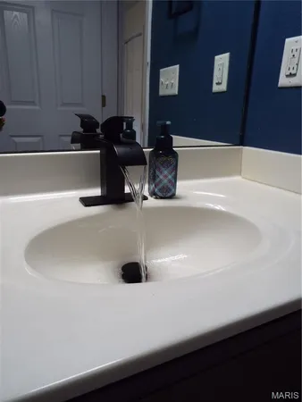 $325,000 | 139 Lyle Curtis Circle, Waynesville, MO 65583