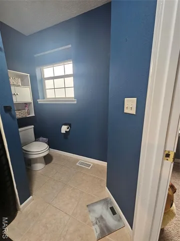 $330,000 | 139 Lyle Curtis Circle, Waynesville, MO 65583