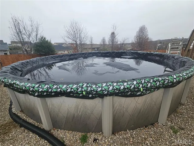 $330,000 | 139 Lyle Curtis Circle, Waynesville, MO 65583