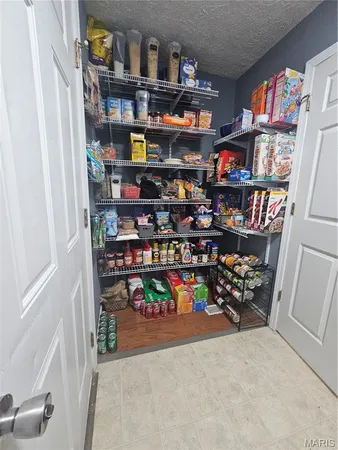 $325,000 | 139 Lyle Curtis Circle, Waynesville, MO 65583