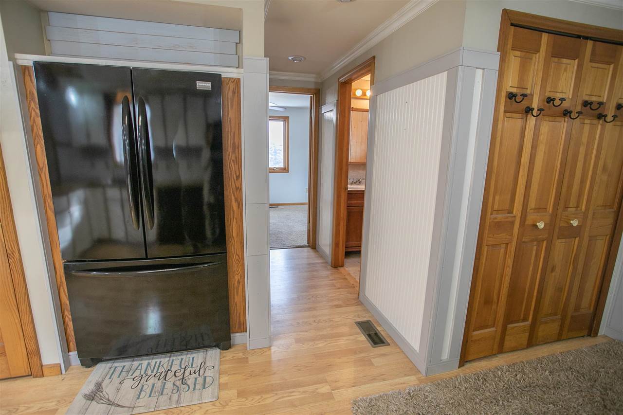 4550 Bill Road Durand, MI 48429 - Photo 7 of 70 50068016-6.JPG
