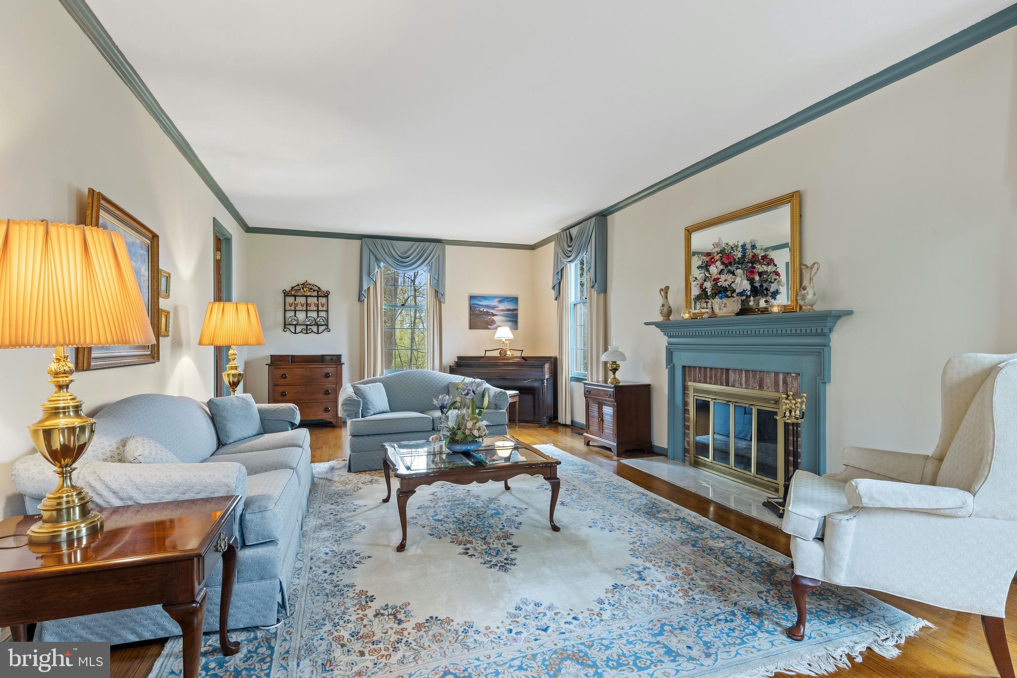 1 Derringdale Road Wayne, PA 19087 - Photo 11 of 41 Large Front-to-Back Living Room Big Windows