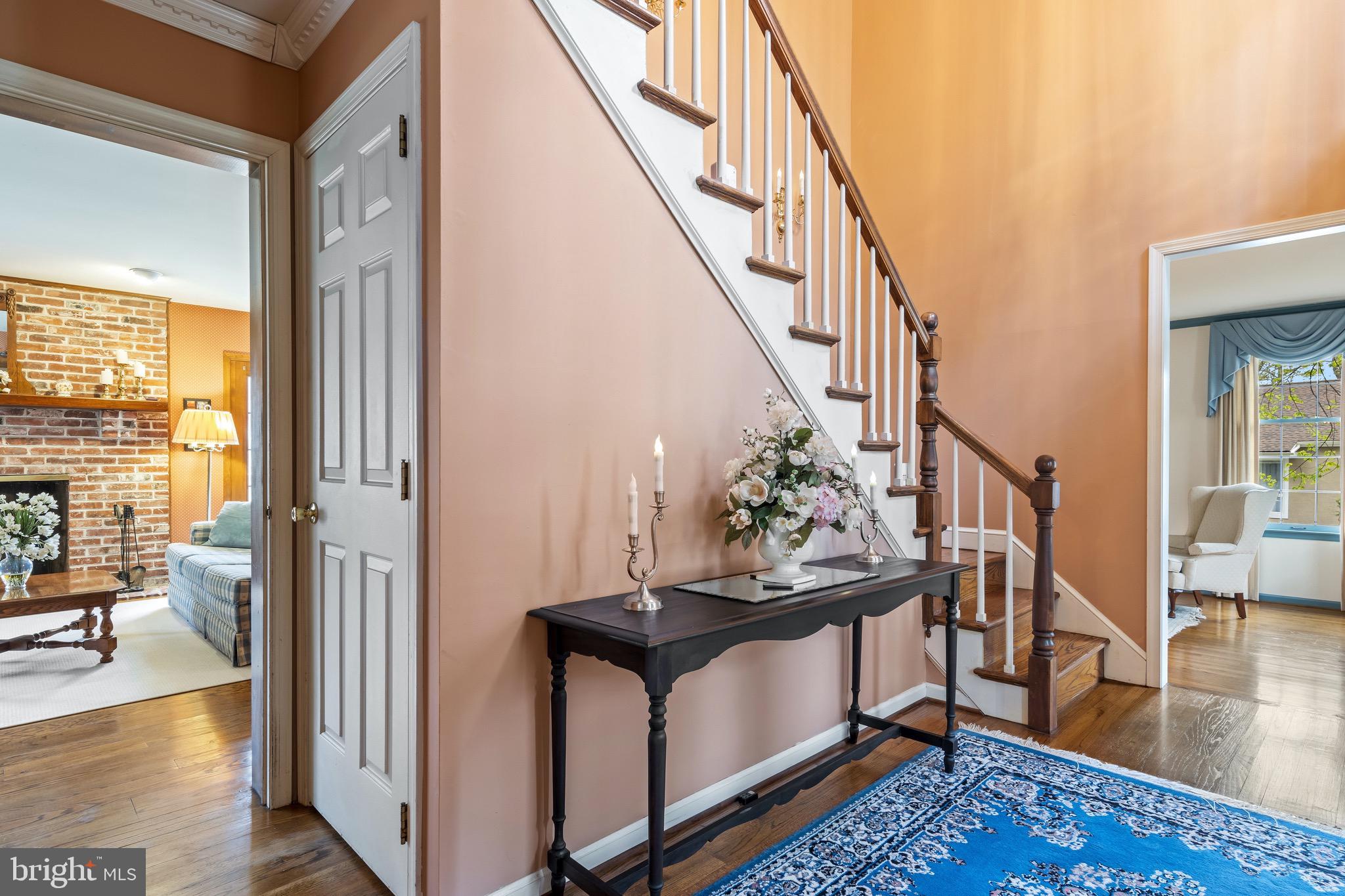1 Derringdale Road Wayne, PA 19087 - Photo 7 of 41 Gracious Entryway