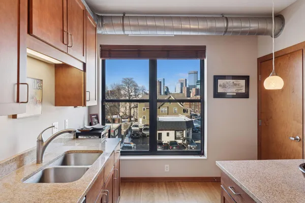 $1,550 | 15 East Franklin Avenue, Unit 322, Minneapolis, MN 55404