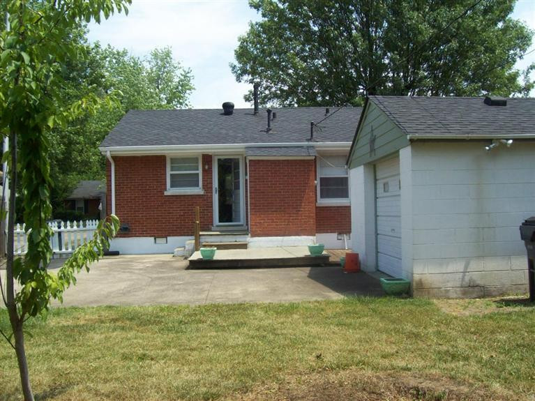 229 Savoy Road Lexington, KY 40504 - Photo 2 of 11 Photo 2