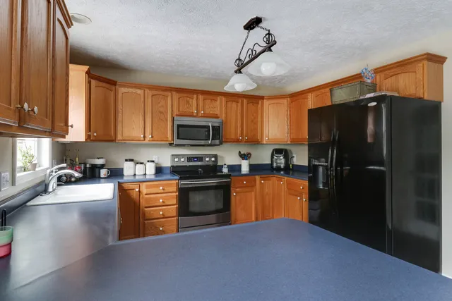 $340,000 | 1502 Killarney Court, Normal, IL 61761