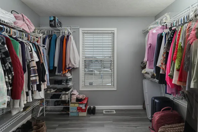 $340,000 | 1502 Killarney Court, Normal, IL 61761