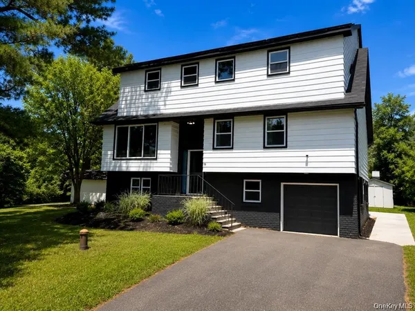 $5,500 | 15 Nepale Drive, New Paltz, NY 12561
