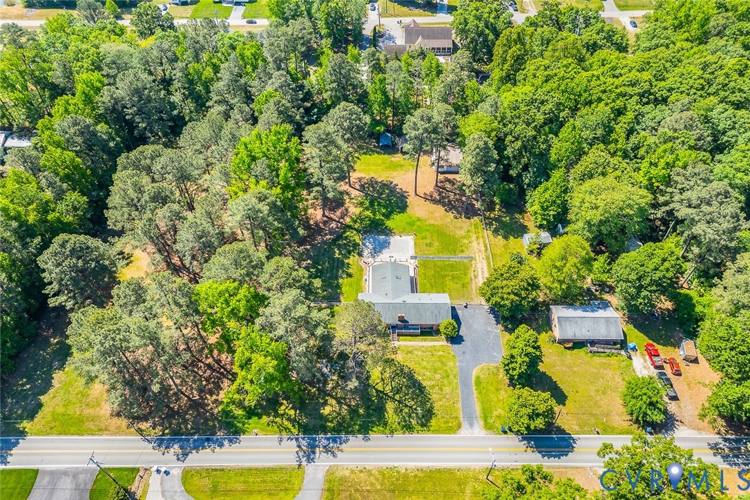 3815 Kingsland Road North Chesterfield, VA 23237 - Photo 40 of 40 an aerial view of residential houses with yard