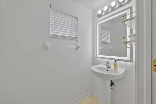a view of a storage & utility room with washer and dryer