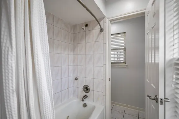 $3,000 | 16611 Brenton Oaks Drive, Spring, TX 77379