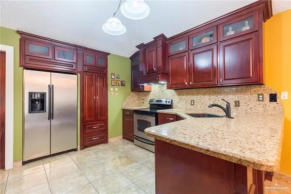 $1,800 | 1801 Crown Pointe Boulevard, Mission, TX 78572