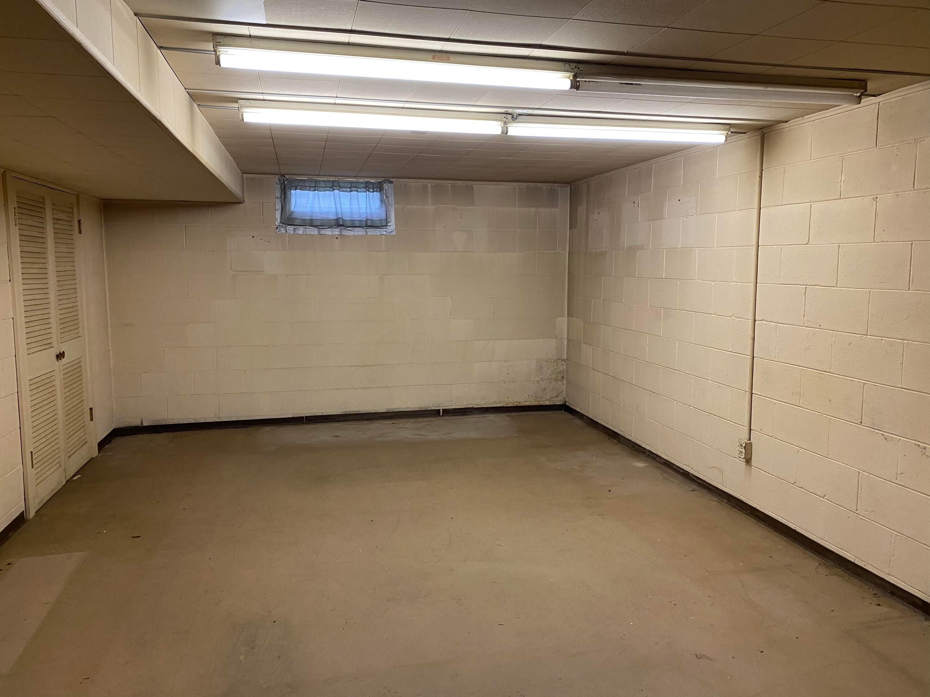622 Beechwood Road Columbus, OH 43213 - Photo 20 of 24 Basement