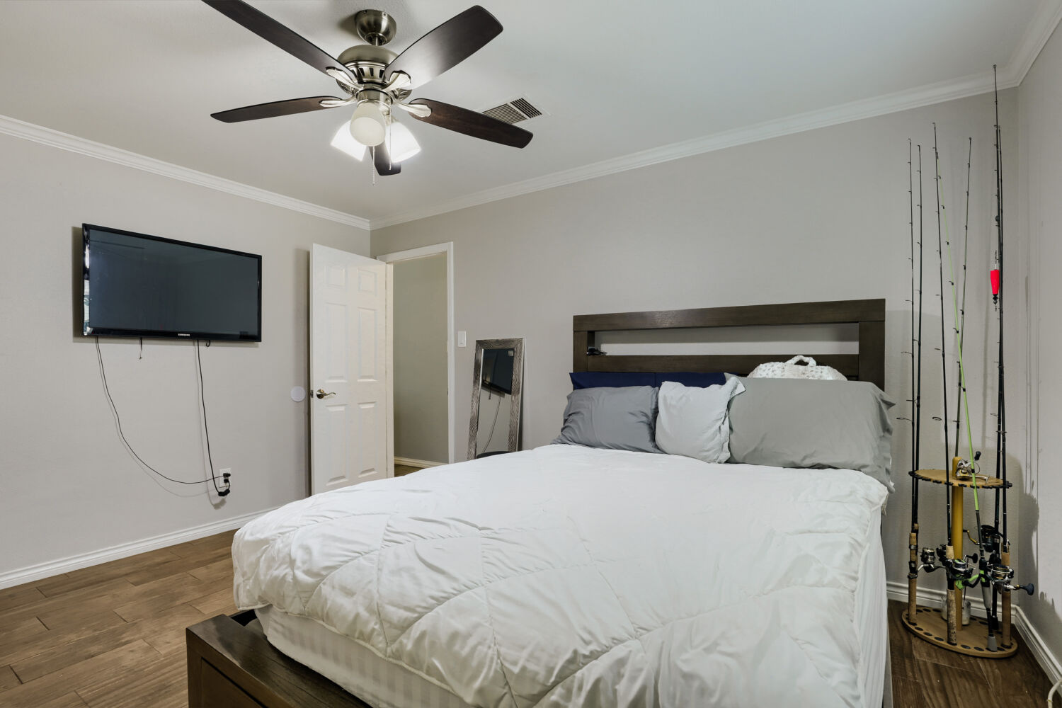 4801 Saguaro Road Austin, TX 78744 - Photo 18 of 25 Gallery Image 18