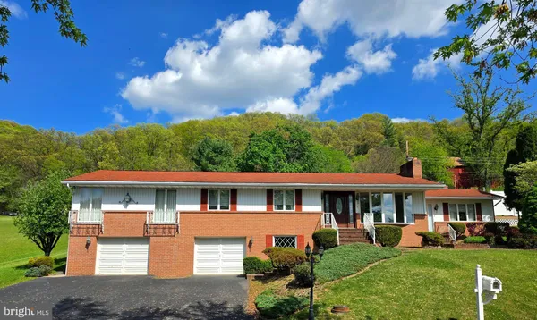 $280,000 | 13710 Cardinal Drive Southeast, Cumberland, MD 21502