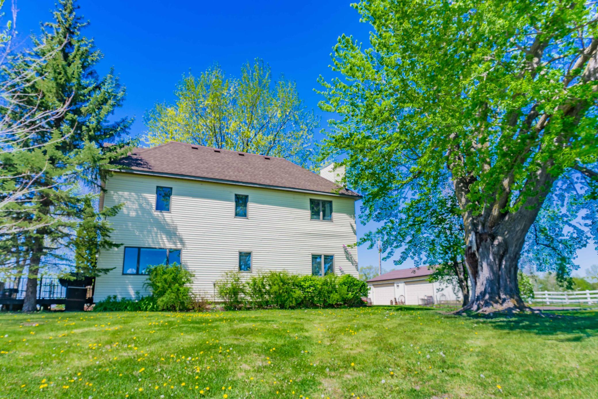 24166 Langford Avenue Jordan, MN 55352 - Photo 5 of 104
