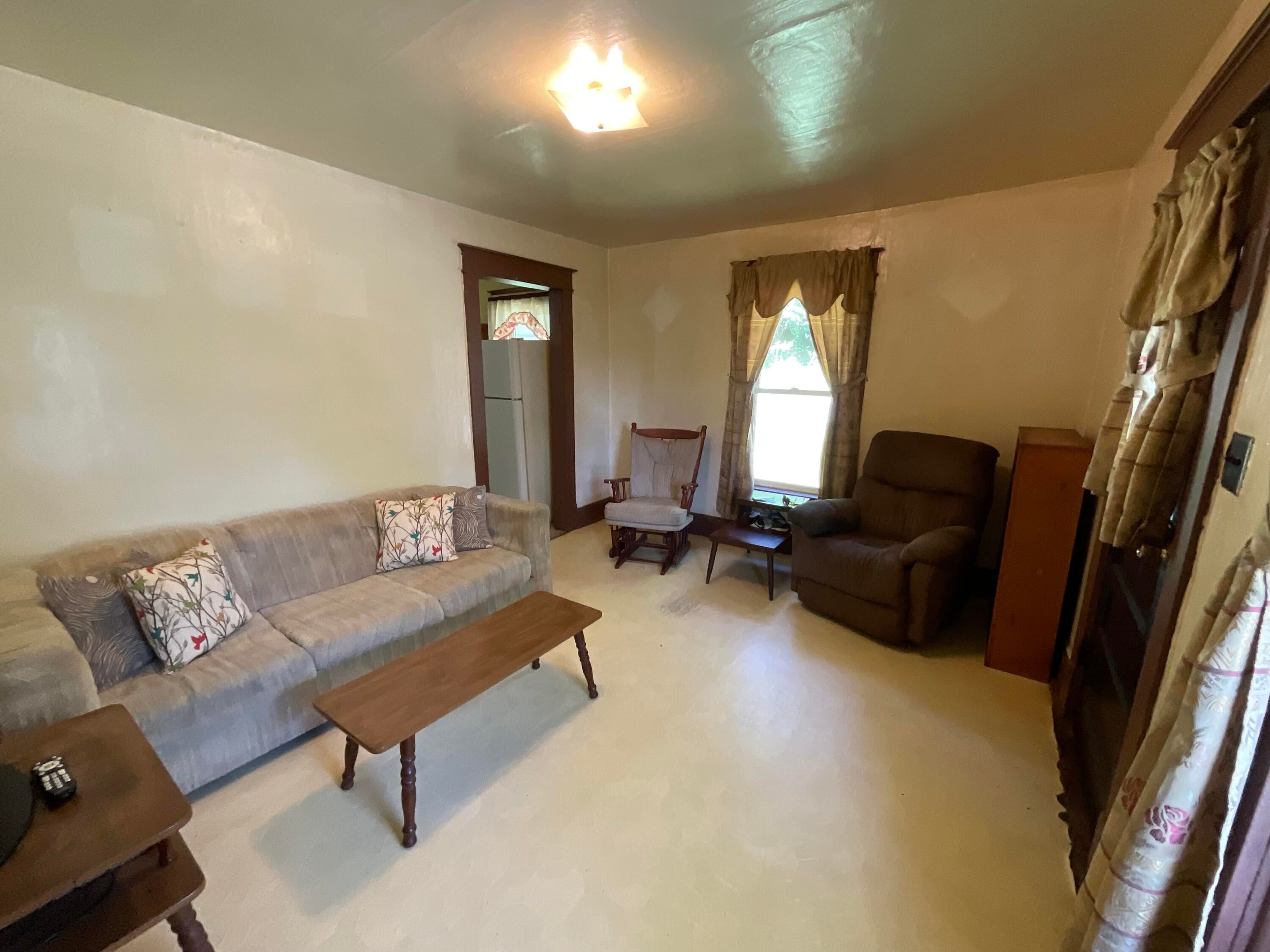 183 Spring Street Ronceverte, WV 24970 - Photo 12 of 31 Gallery Image 12