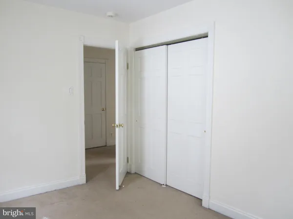 $2,350 | 129 East Homestead Avenue, Unit 2, Collingswood, NJ 08108