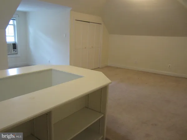 $2,350 | 129 East Homestead Avenue, Unit 2, Collingswood, NJ 08108