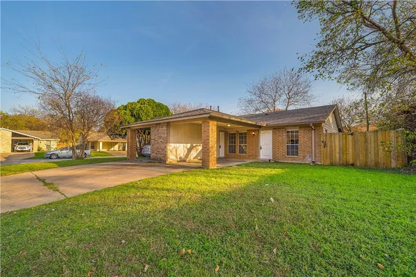 $1,295 | 1944 Nicole Circle, Unit A, Round Rock, TX 78664