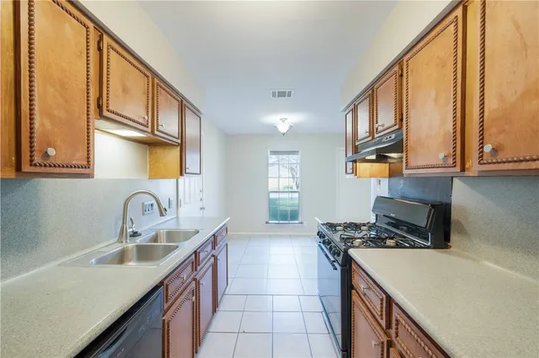 $1,295 | 1944 Nicole Circle, Unit A, Round Rock, TX 78664