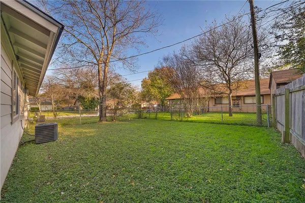 $1,295 | 1944 Nicole Circle, Unit A, Round Rock, TX 78664