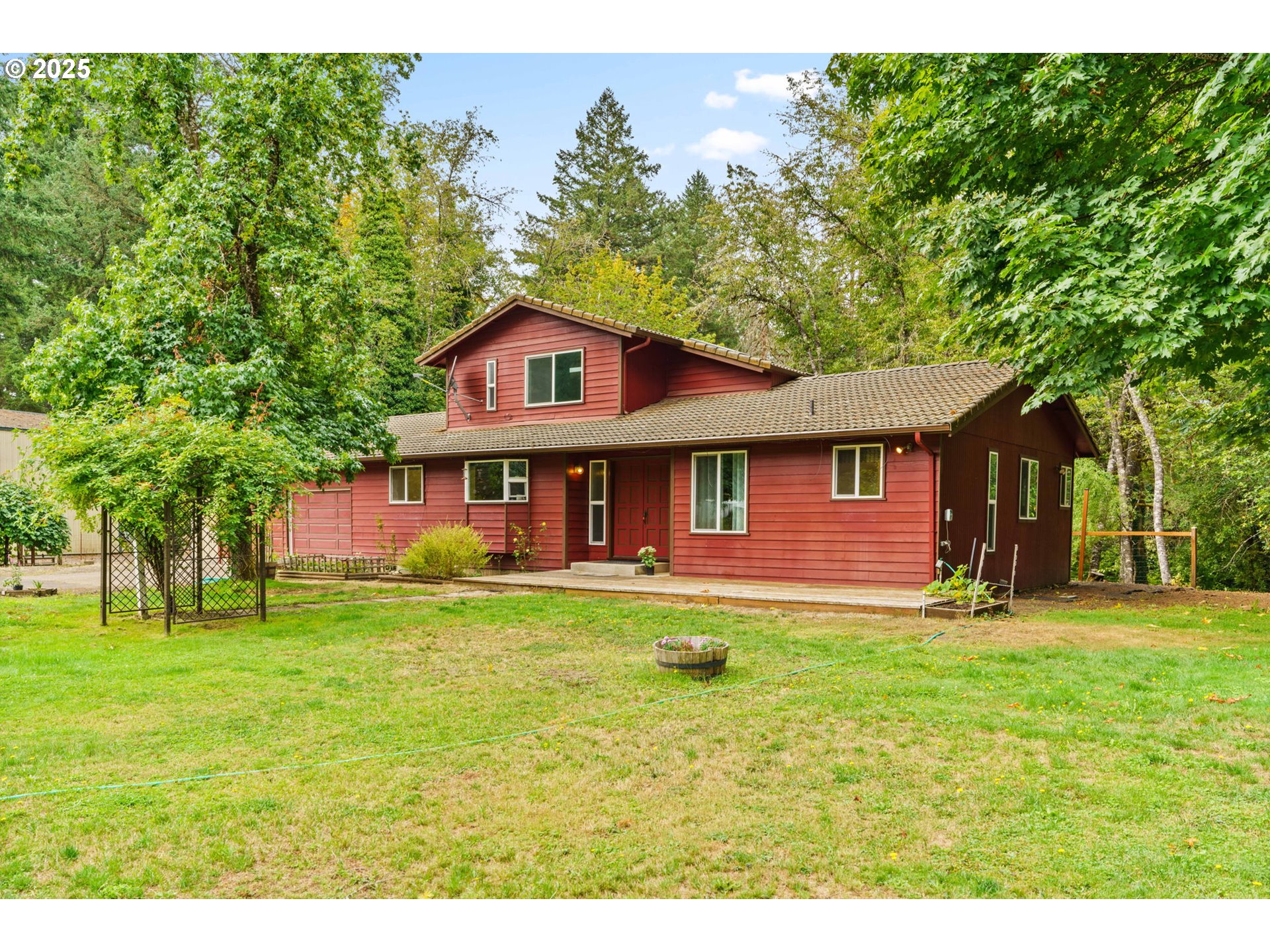 92968 Paschelke Road Marcola, OR 97454 - Photo 1 of 41 Gallery Image 1