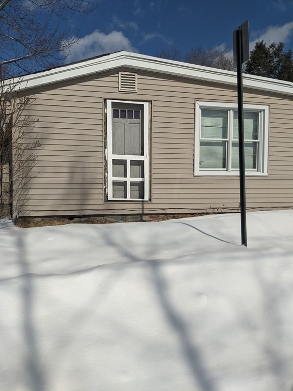 202 Rolf Avenue Chicopee, MA 01020 - Photo 3 of 16 Gallery Image 3