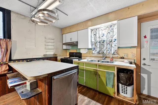 $35,000 | 712 North Main Street, Marissa, IL 62257