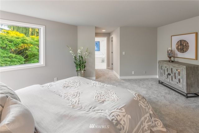 $935,000 | 23615 Northeast 25th Way, Sammamish, WA 98074