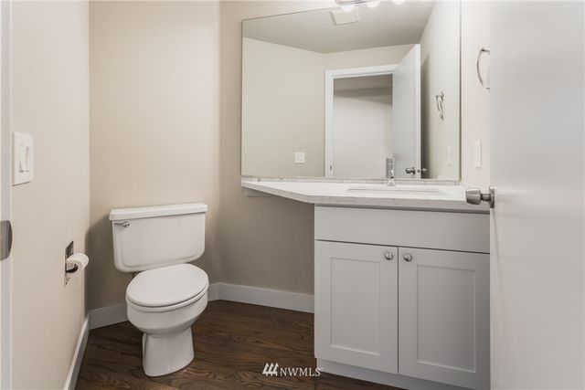 $935,000 | 23615 Northeast 25th Way, Sammamish, WA 98074