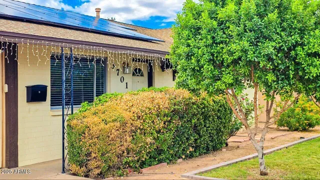 a view of a pathway of a building