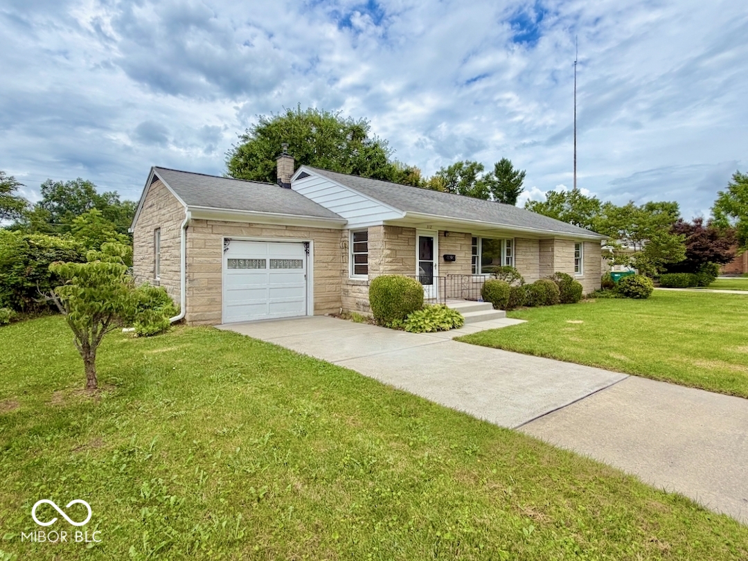 312 South Carr Road Plainfield, IN 46168 - Photo 2 of 45