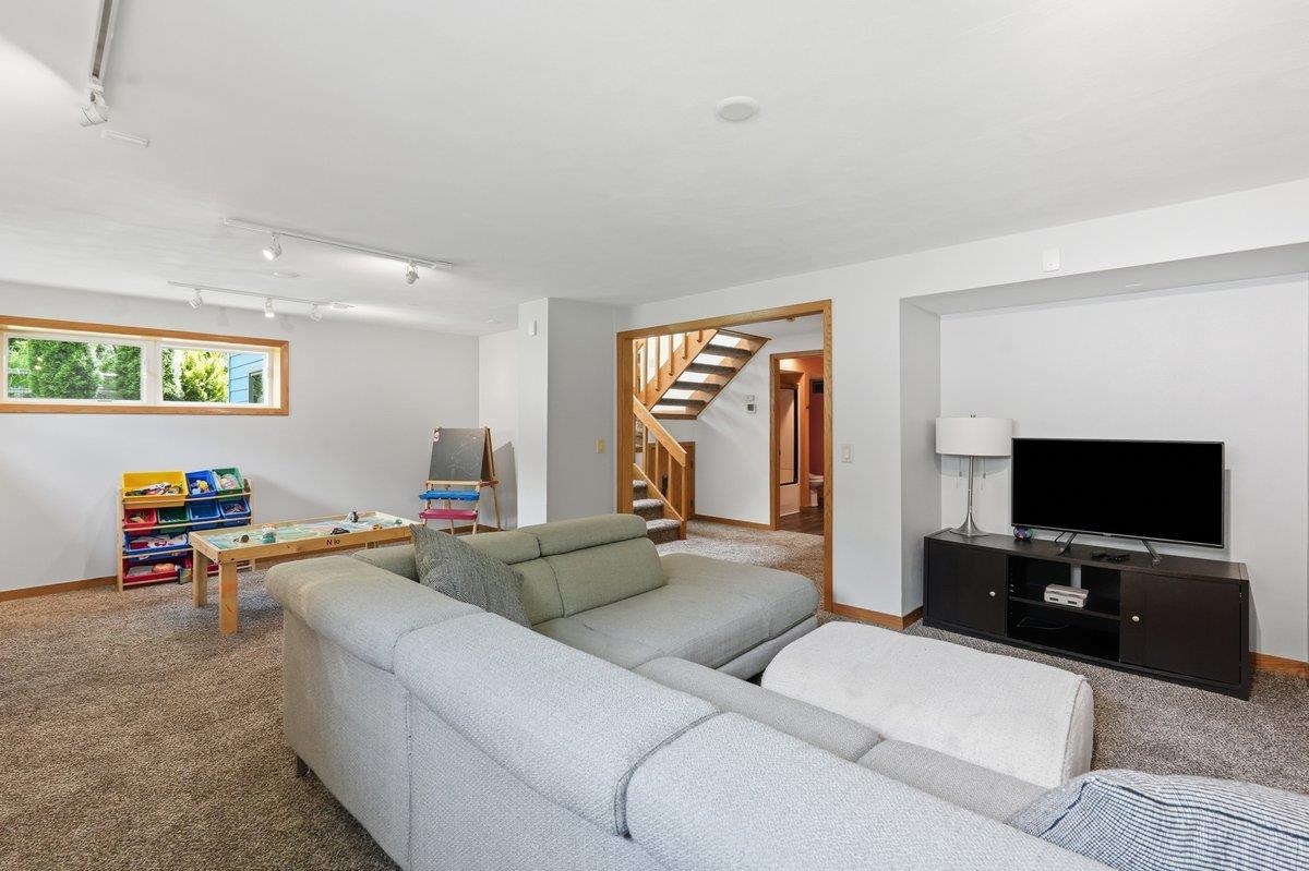 6805 Harvest Hill Road Madison, WI 53717 - Photo 25 of 66