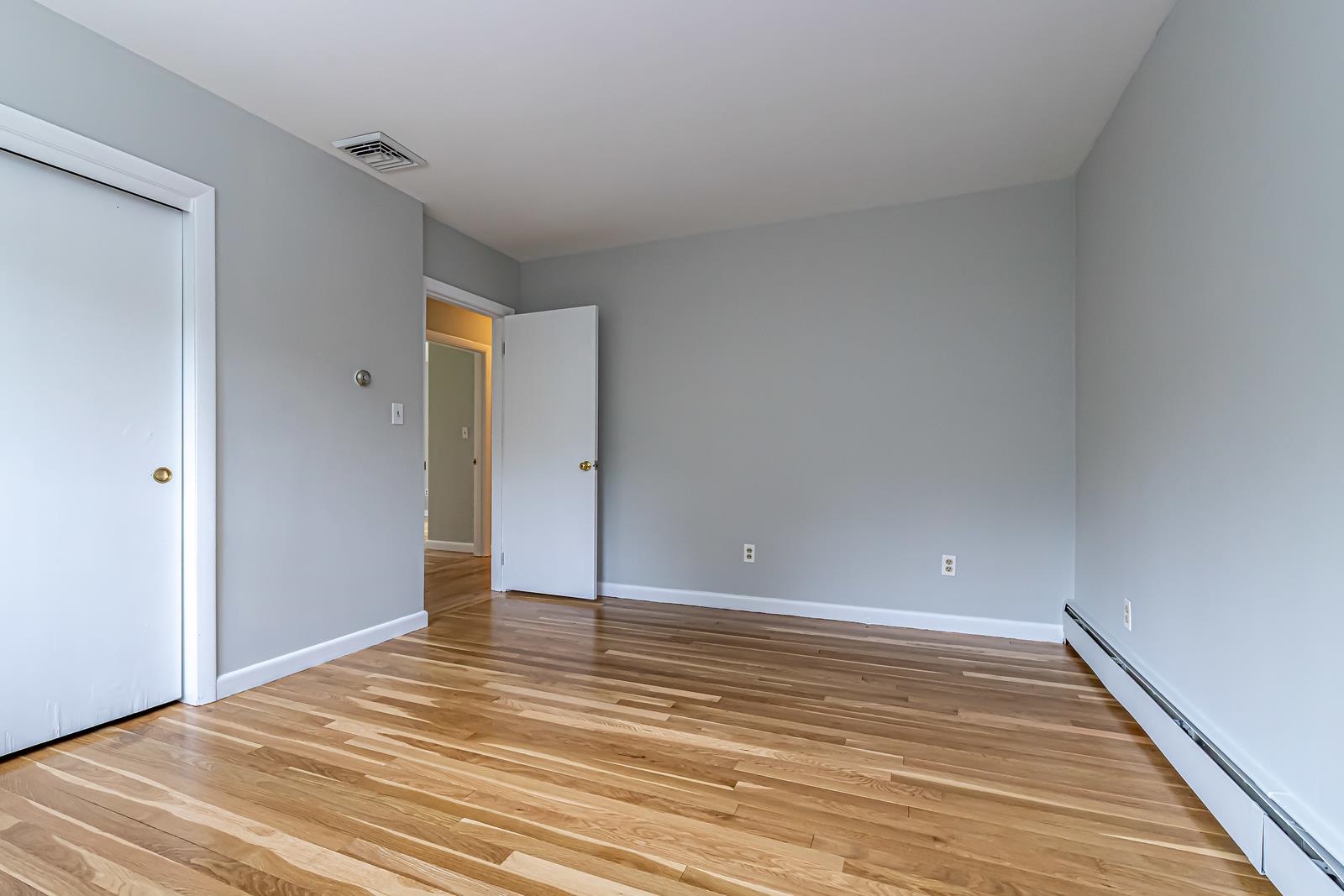 28 New Searles Road Nashua, NH 03062 - Photo 28 of 49