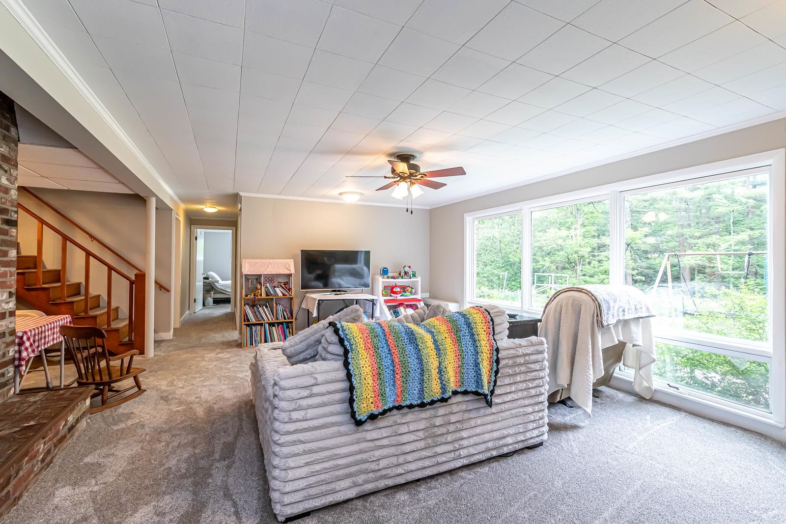 28 New Searles Road Nashua, NH 03062 - Photo 34 of 49